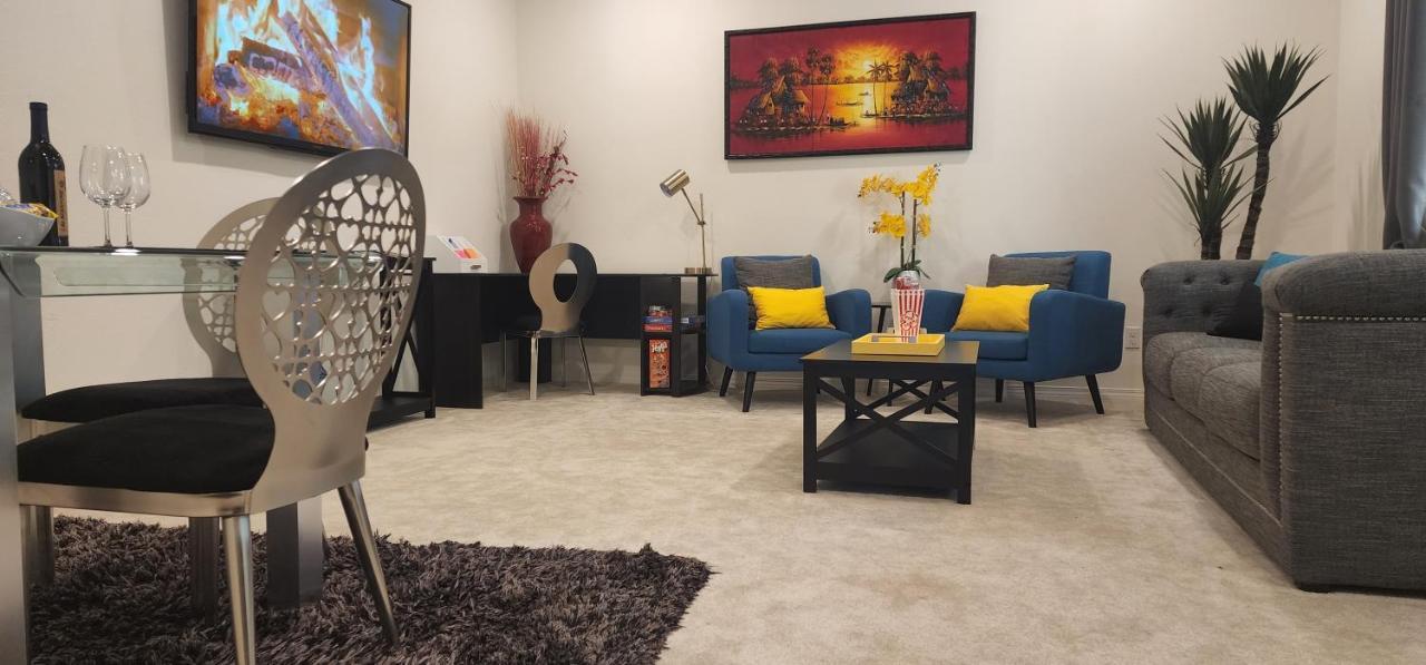Private Lux Apartment In A New Community Фонтана Экстерьер фото